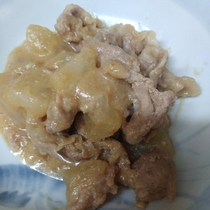 豚と大根の味噌煮込み